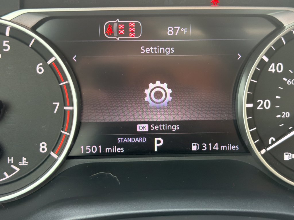 Used 2026 Nissan Rogue Dark Armor FWD image 17