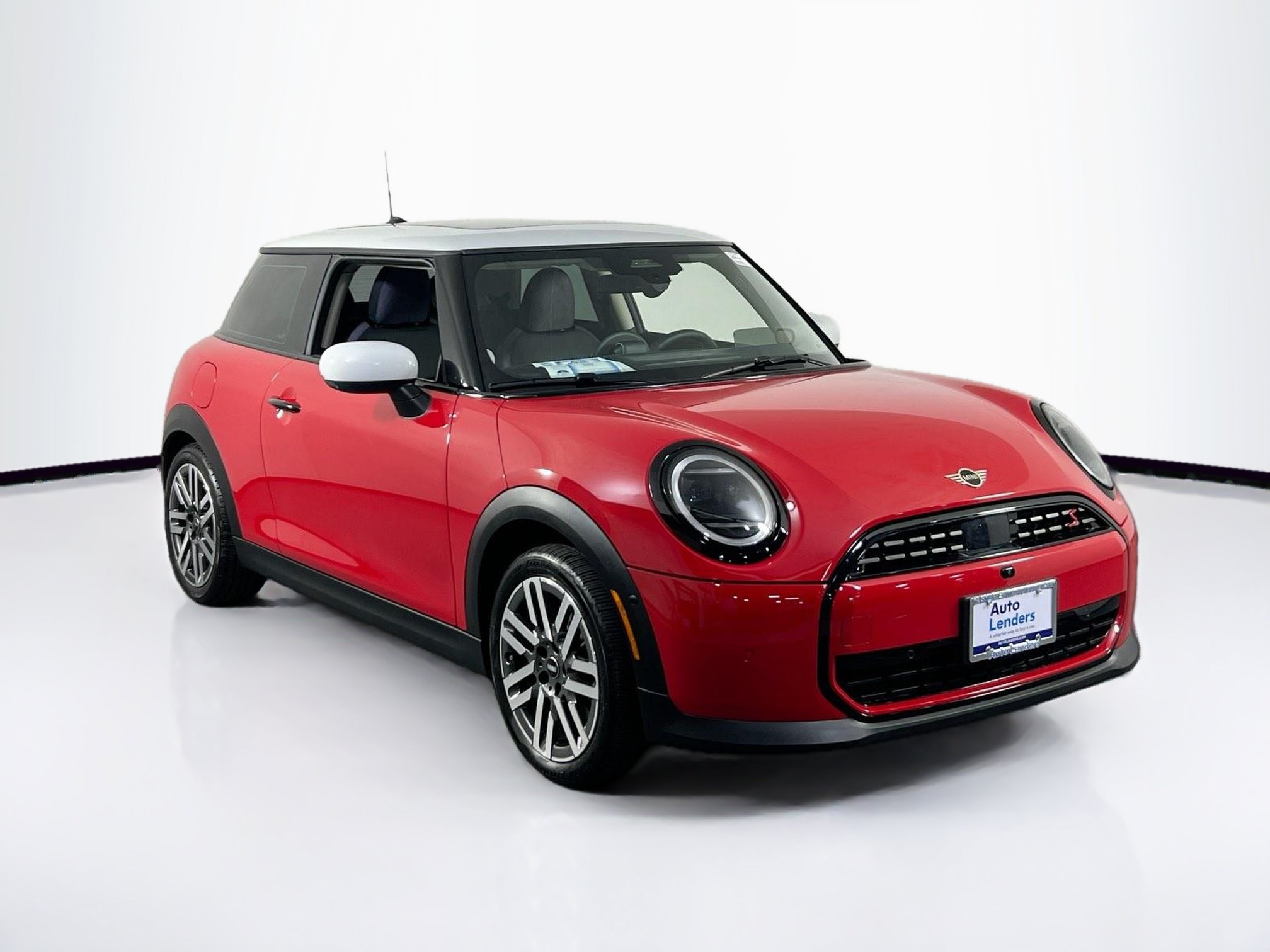 Used 2025 MINI Cooper S FWD image 3