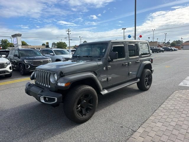 Used 2022 Jeep Wrangler Unlimited Sahara w/ Cold Weather Group AWD/4WD image 7