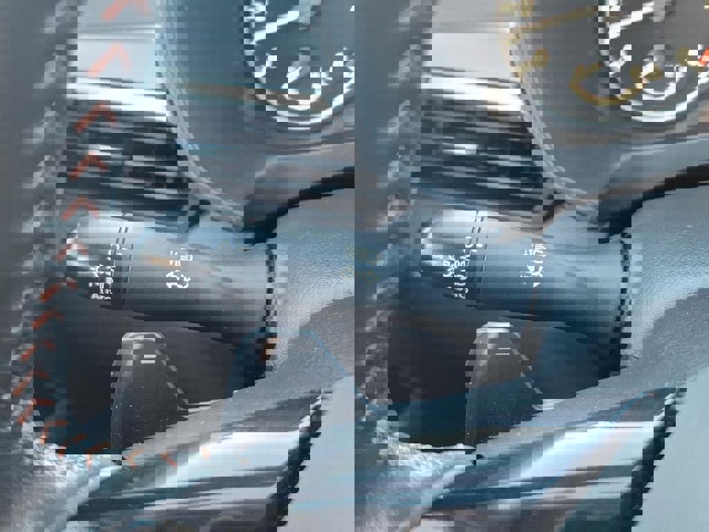 Used 2024 Nissan Altima 2.5 SR image 30