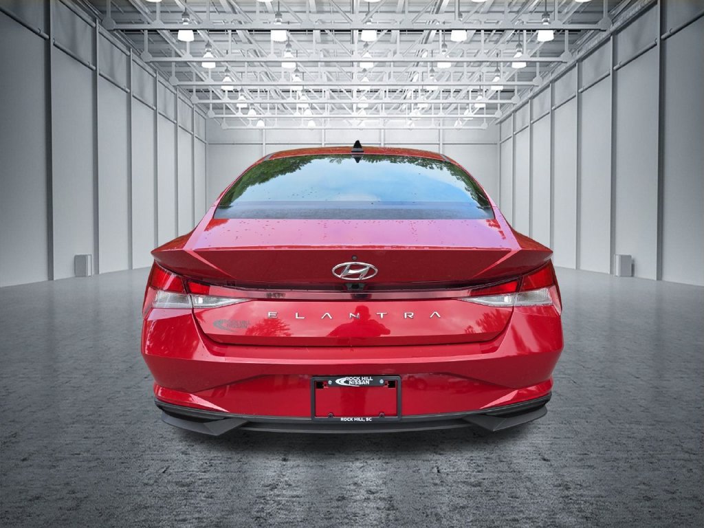 Used 2021 Hyundai Elantra SEL FWD image 6