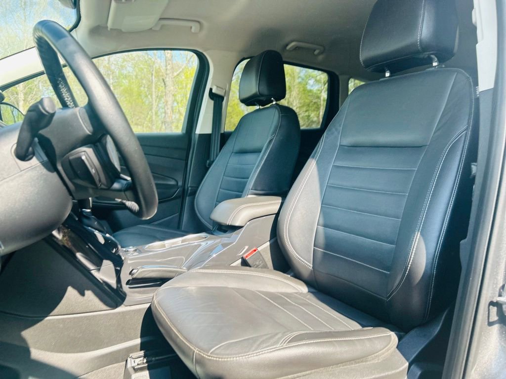 Used 2014 Ford Escape Titanium w/ Equipment Group 401A image 23