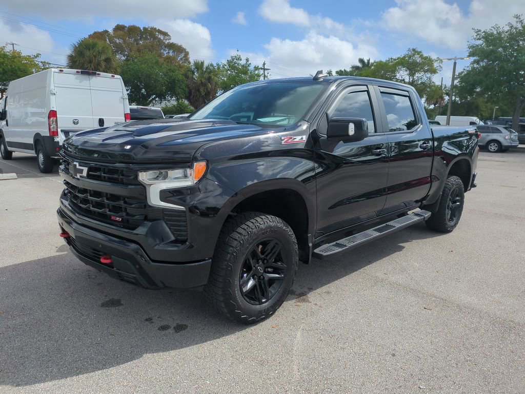 Used 2024 Chevrolet Silverado 1500 LT Trail Boss w/ LT Trail Boss Premium Package image 10