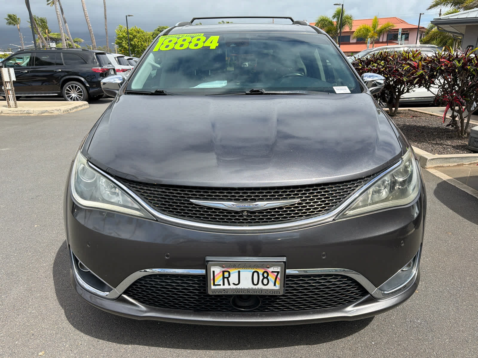 Used 2017 Chrysler Pacifica Limited FWD image 7