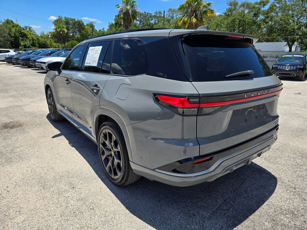 Used 2024 Lexus TX 500h AWD w/ Technology Package image 4