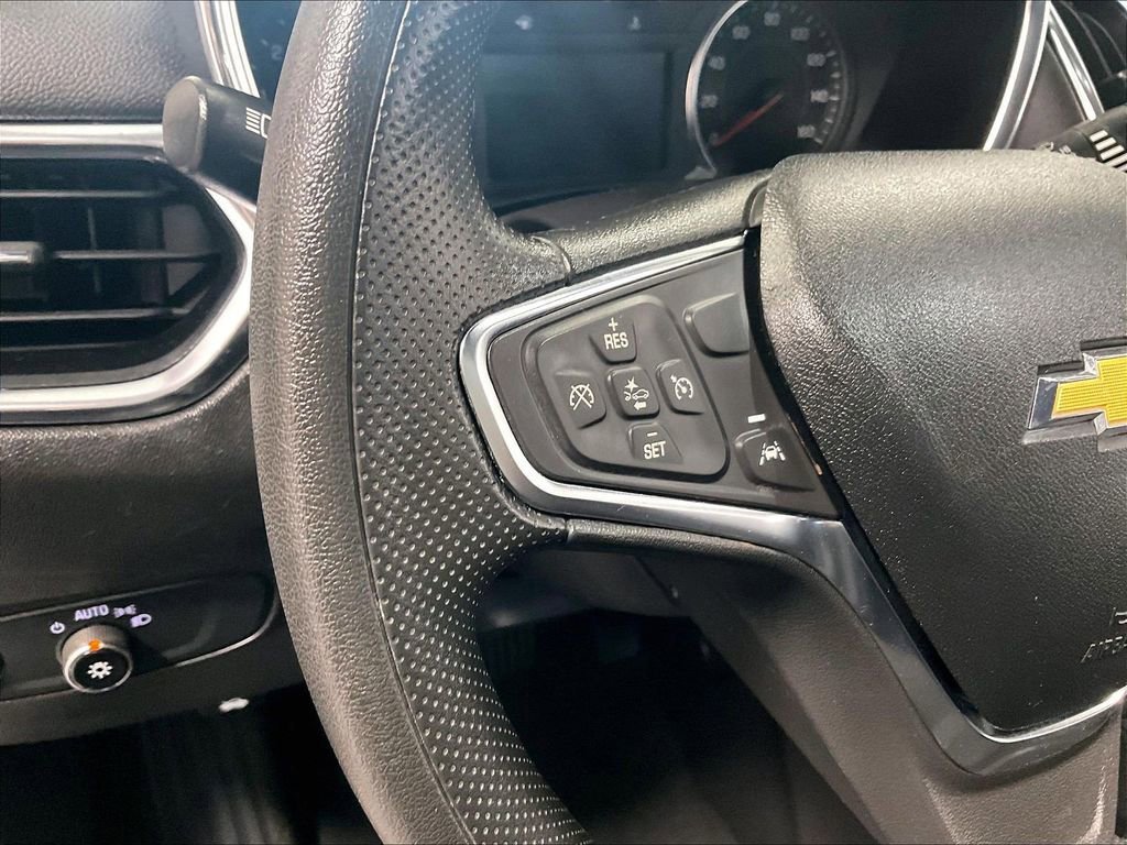 Used 2023 Chevrolet Equinox LT FWD image 23