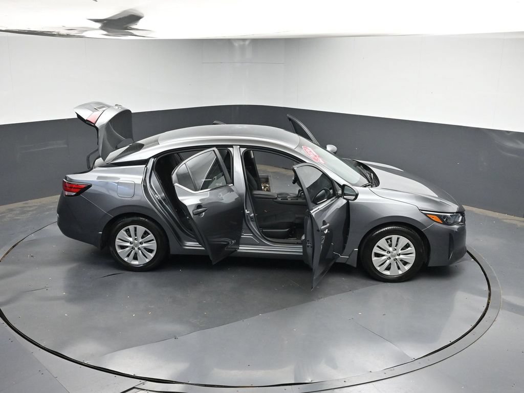 Used 2024 Nissan Sentra S FWD image 38