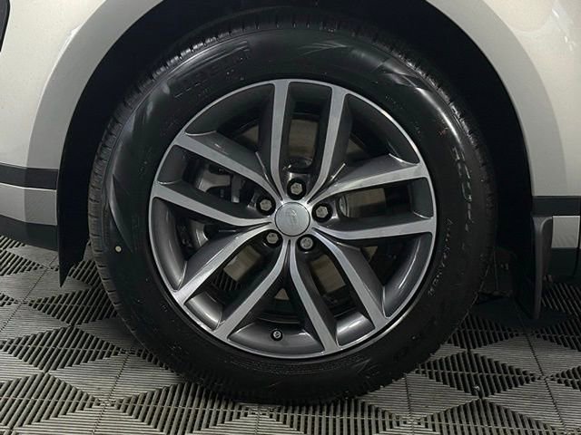 Used 2026 Land Rover Range Rover Evoque S AWD/4WD image 11