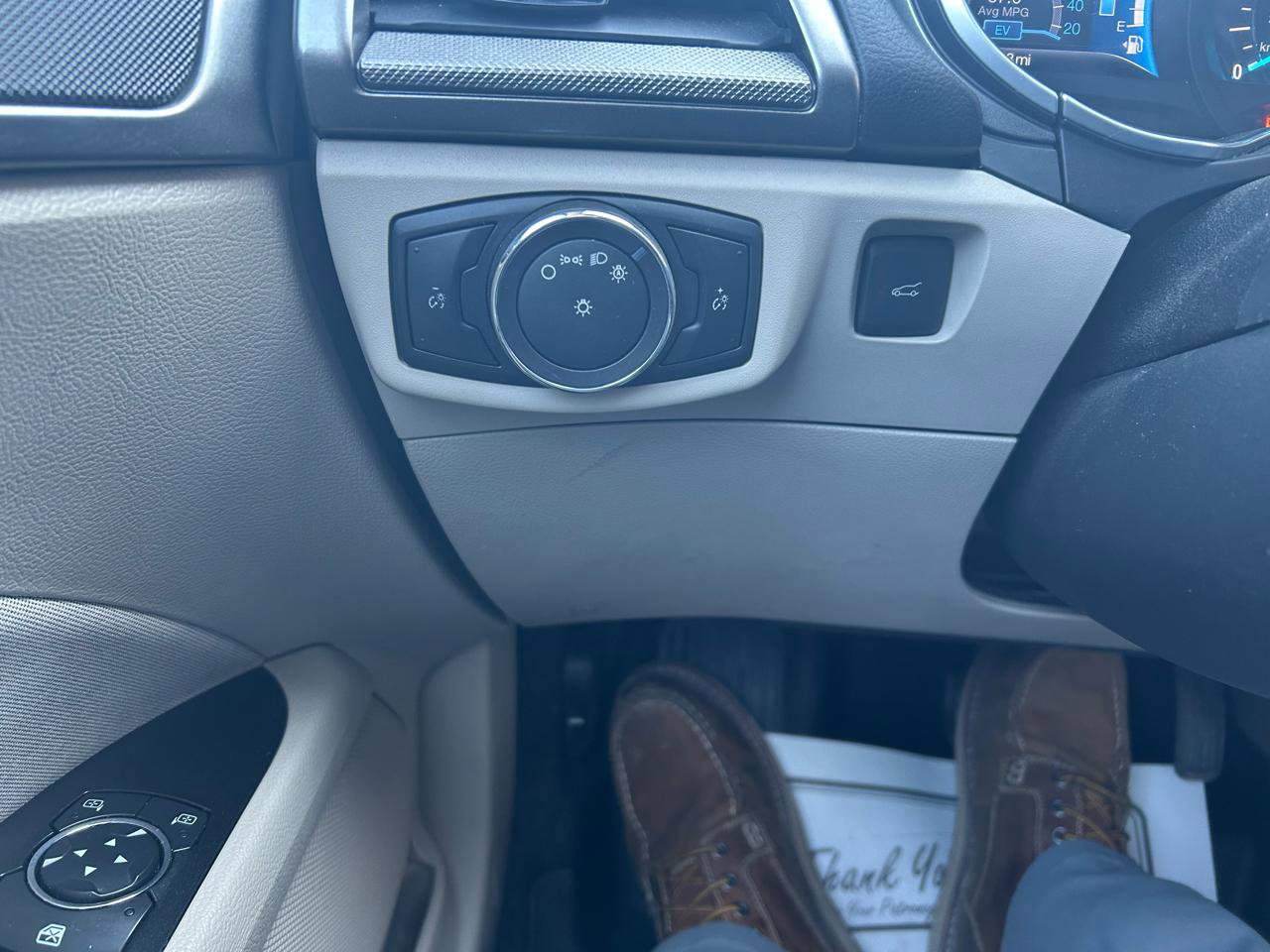 Used 2017 Ford Fusion SE image 27