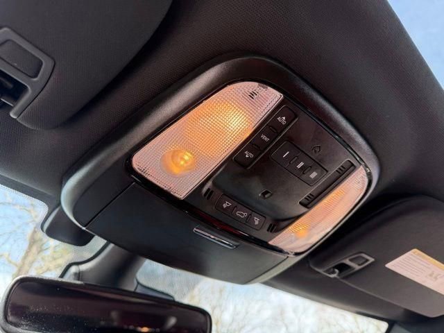 Used 2023 Dodge Durango SRT Hellcat AWD/4WD image 34