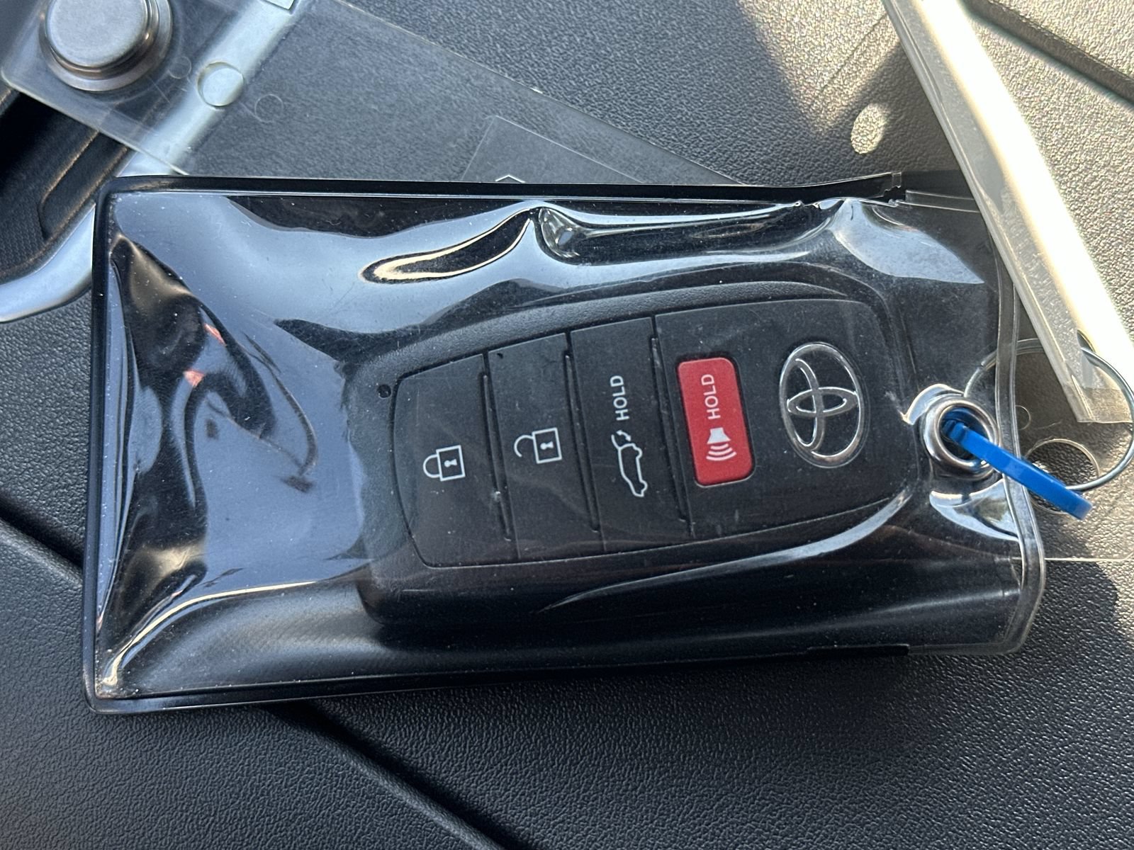 Used 2026 Toyota Highlander XLE AWD/4WD image 35
