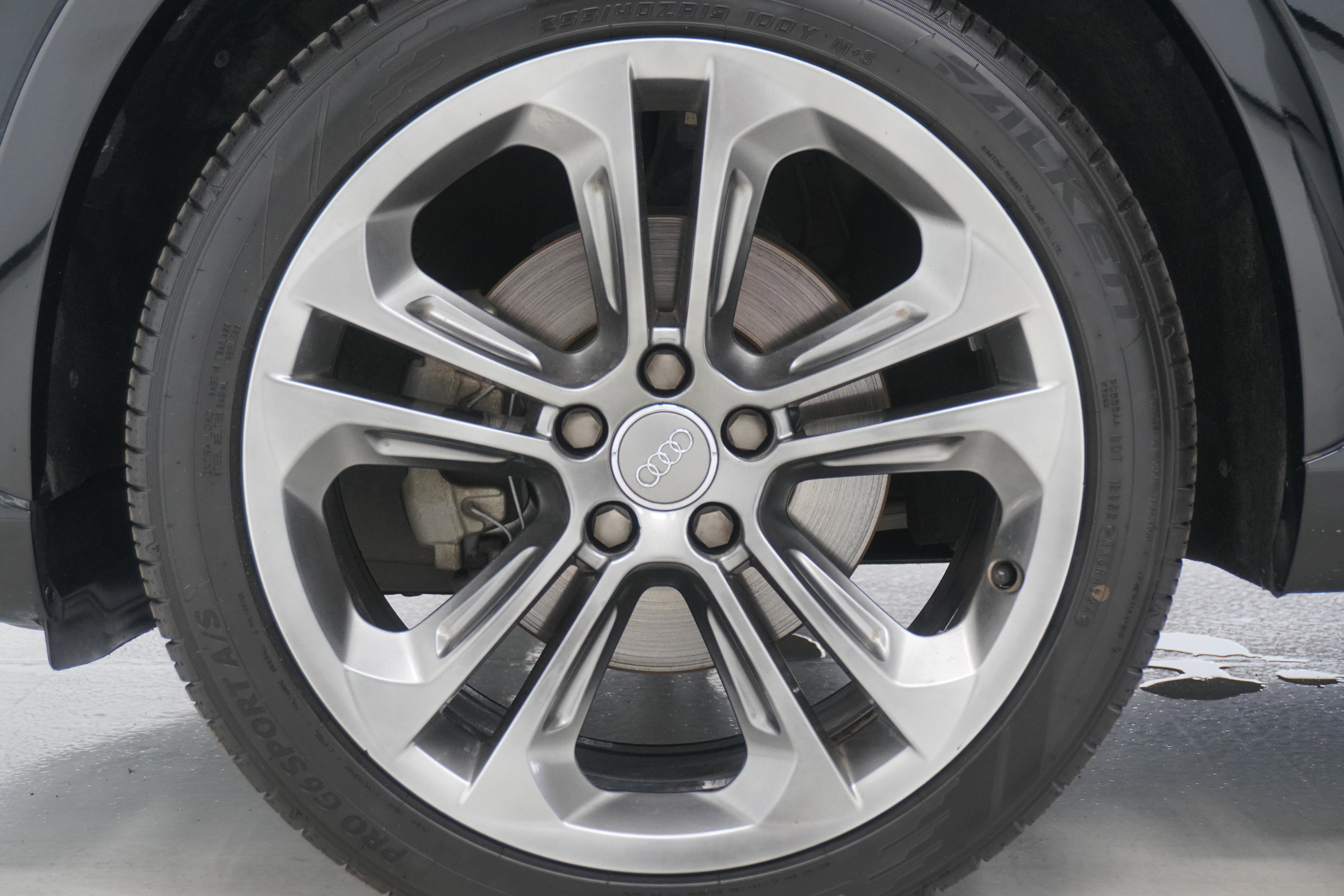 Used 2018 Audi Q3 2.0T Premium Plus w/ Premium Plus Package image 29