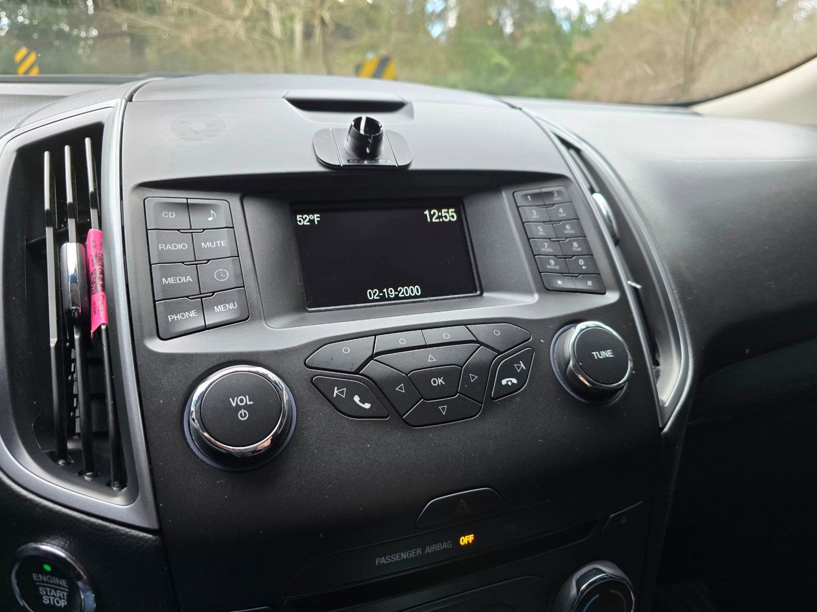 Used 2018 Ford Edge SE image 28