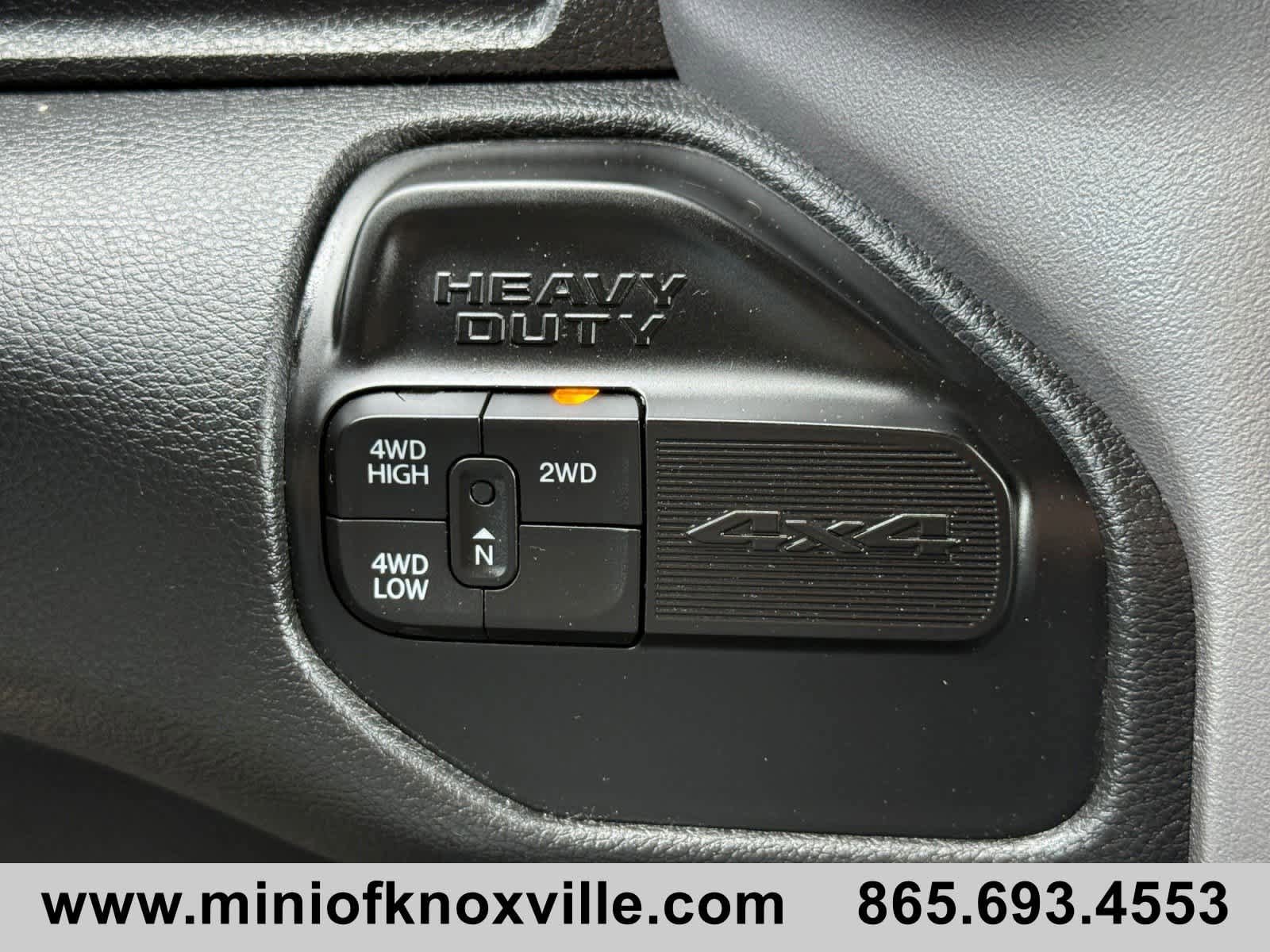 Used 2023 RAM 2500 Big Horn w/ Cold Weather Group AWD/4WD image 27