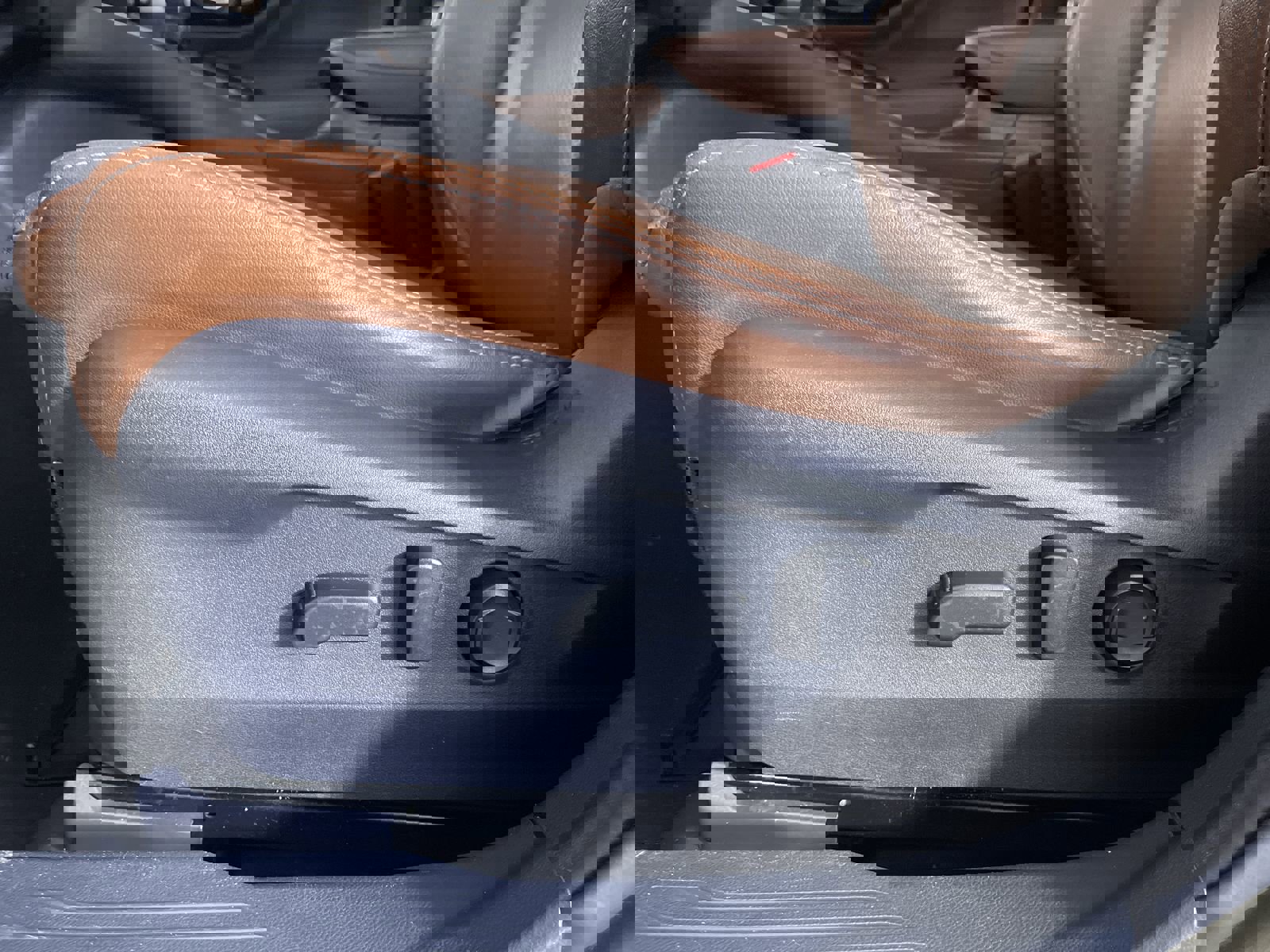 Used 2022 Subaru Outback Touring XT image 13