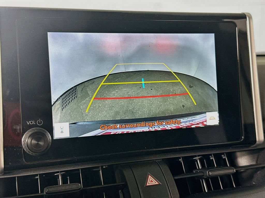 Used 2023 Toyota RAV4 LE AWD/4WD image 11