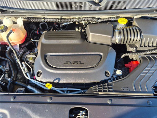 Used 2025 Chrysler Pacifica Select FWD image 22