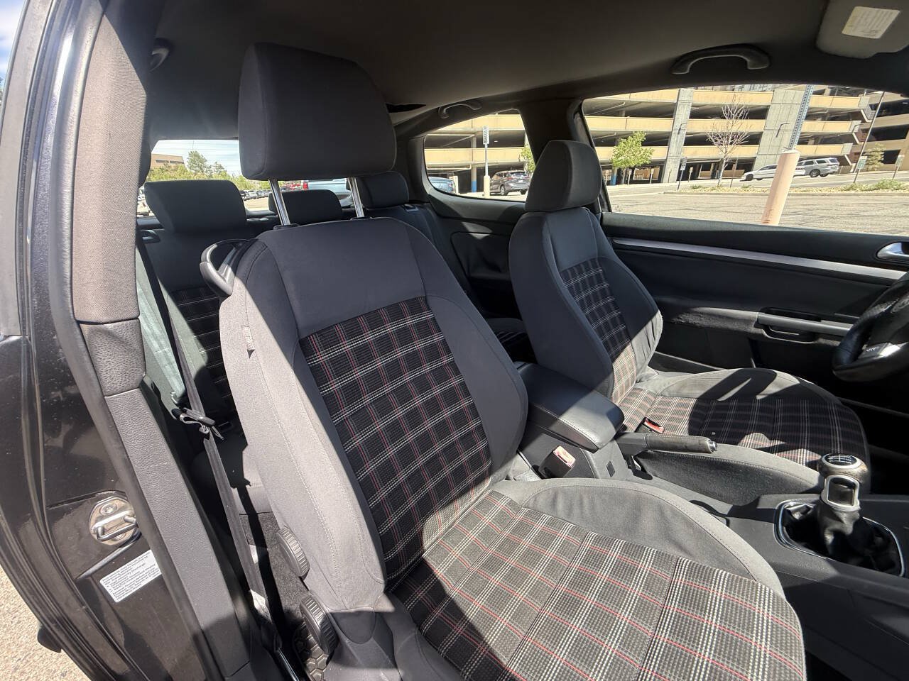 Used 2009 Volkswagen GTI 2-Door FWD image 27