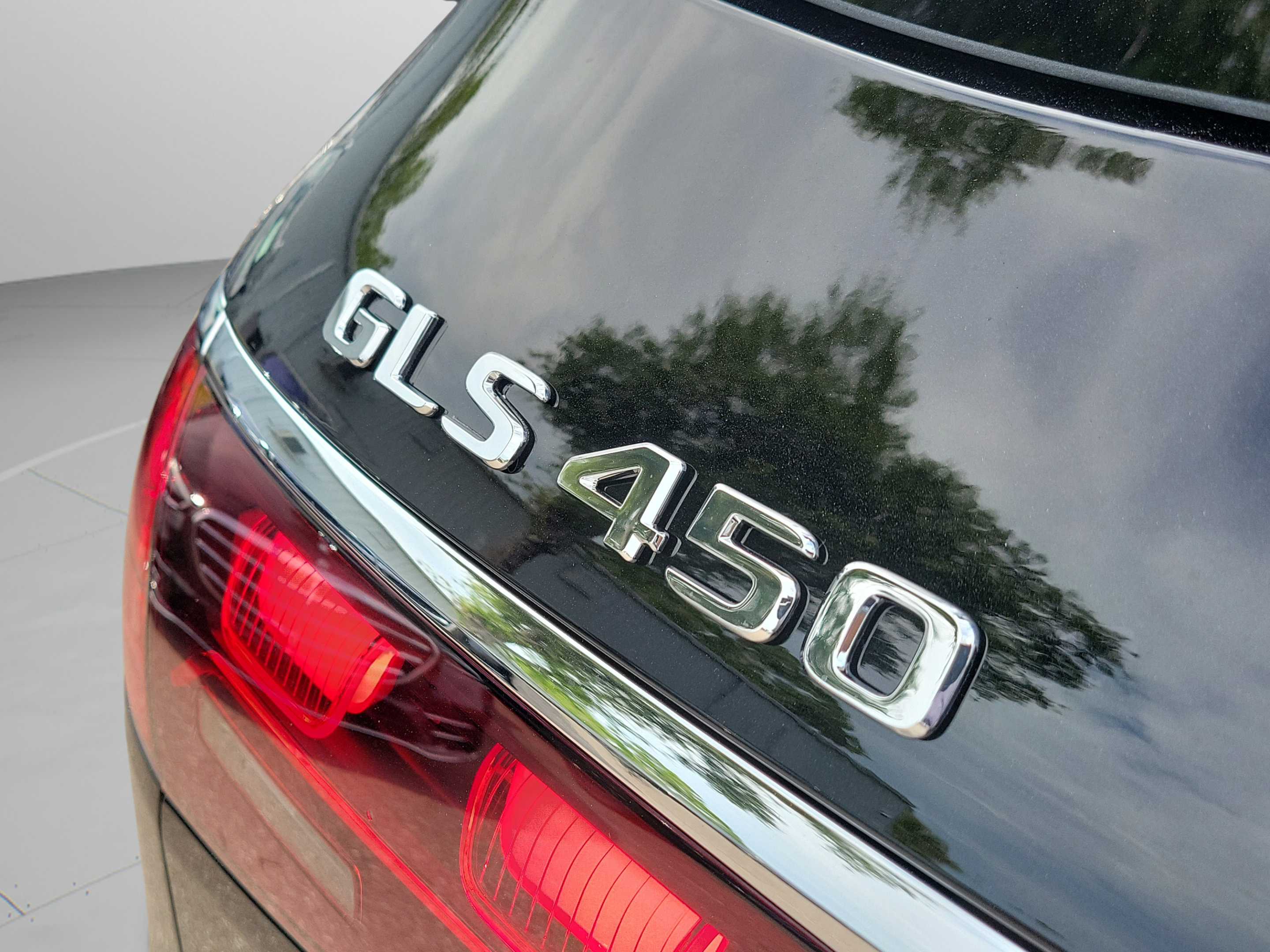 New 2026 Mercedes-Benz GLS 450 4MATIC image 32