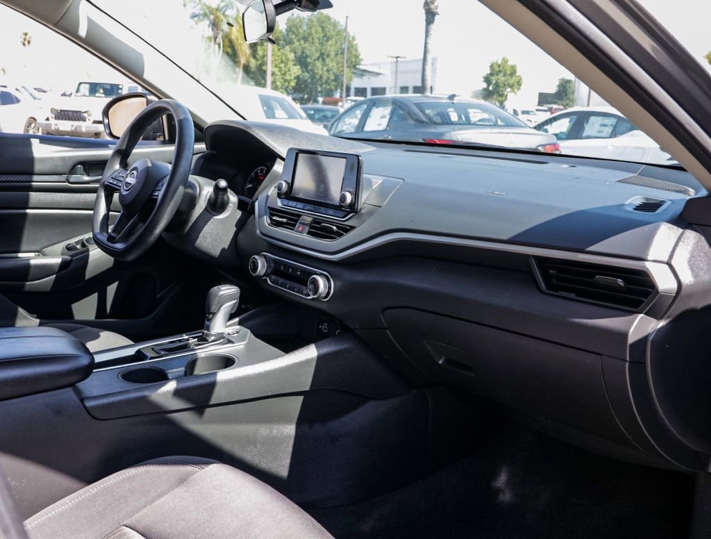 Used 2024 Nissan Altima 2.5 S image 19