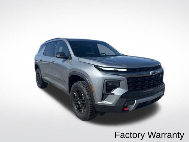 Used 2024 Chevrolet Traverse Z71 image 4