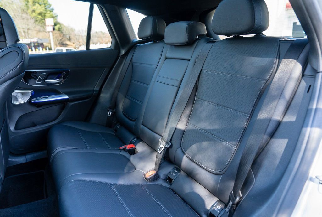 Used 2023 Mercedes-Benz GLC 300 4MATIC w/ Pinnacle Trim Package image 21