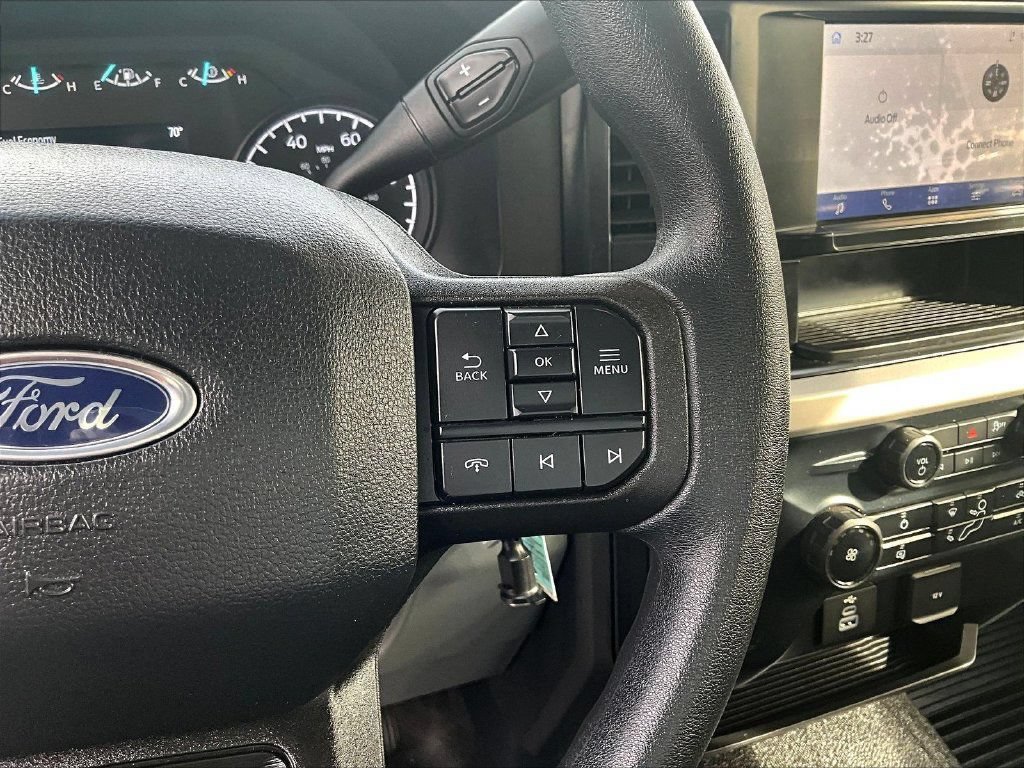 Used 2025 Ford F250 XL AWD/4WD image 11
