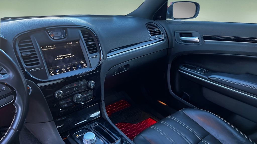 Used 2021 Chrysler 300 S image 10