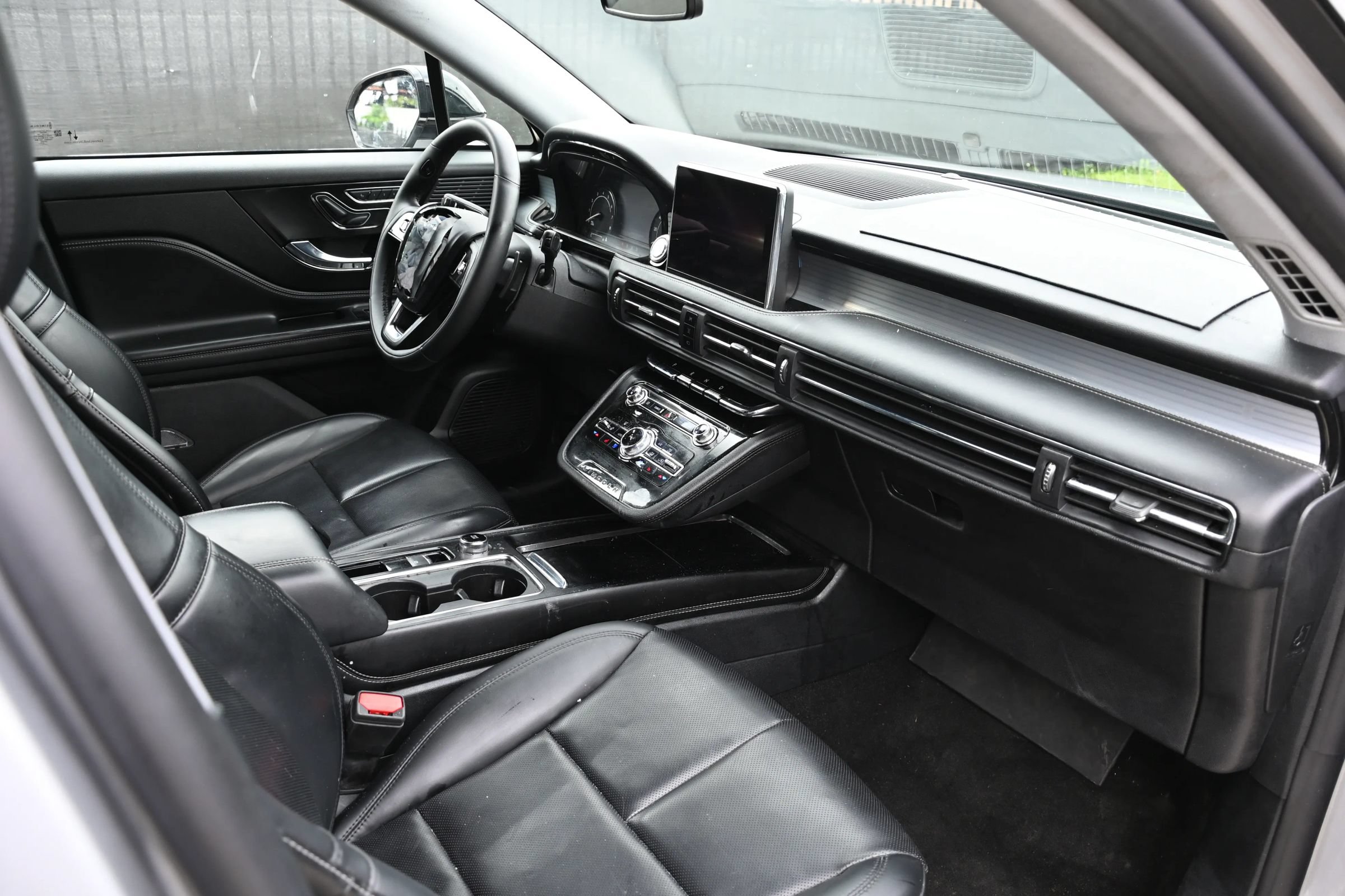 Used 2022 Lincoln Corsair AWD w/ Equipment Group 101A image 12