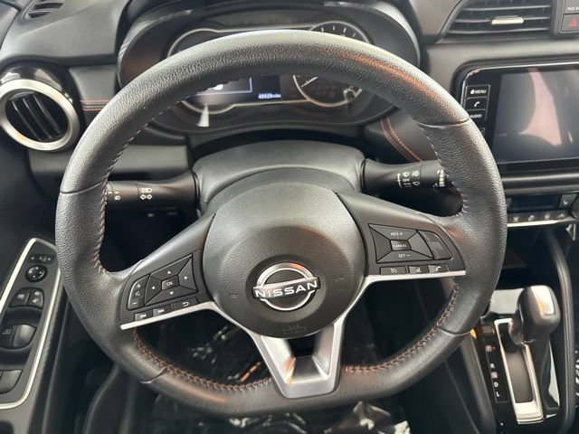 Used 2024 Nissan Versa SR FWD image 23