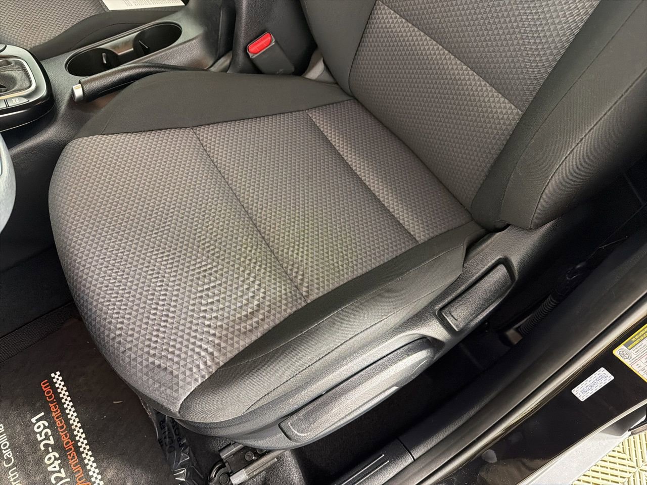 Used 2025 Kia Soul LX image 10