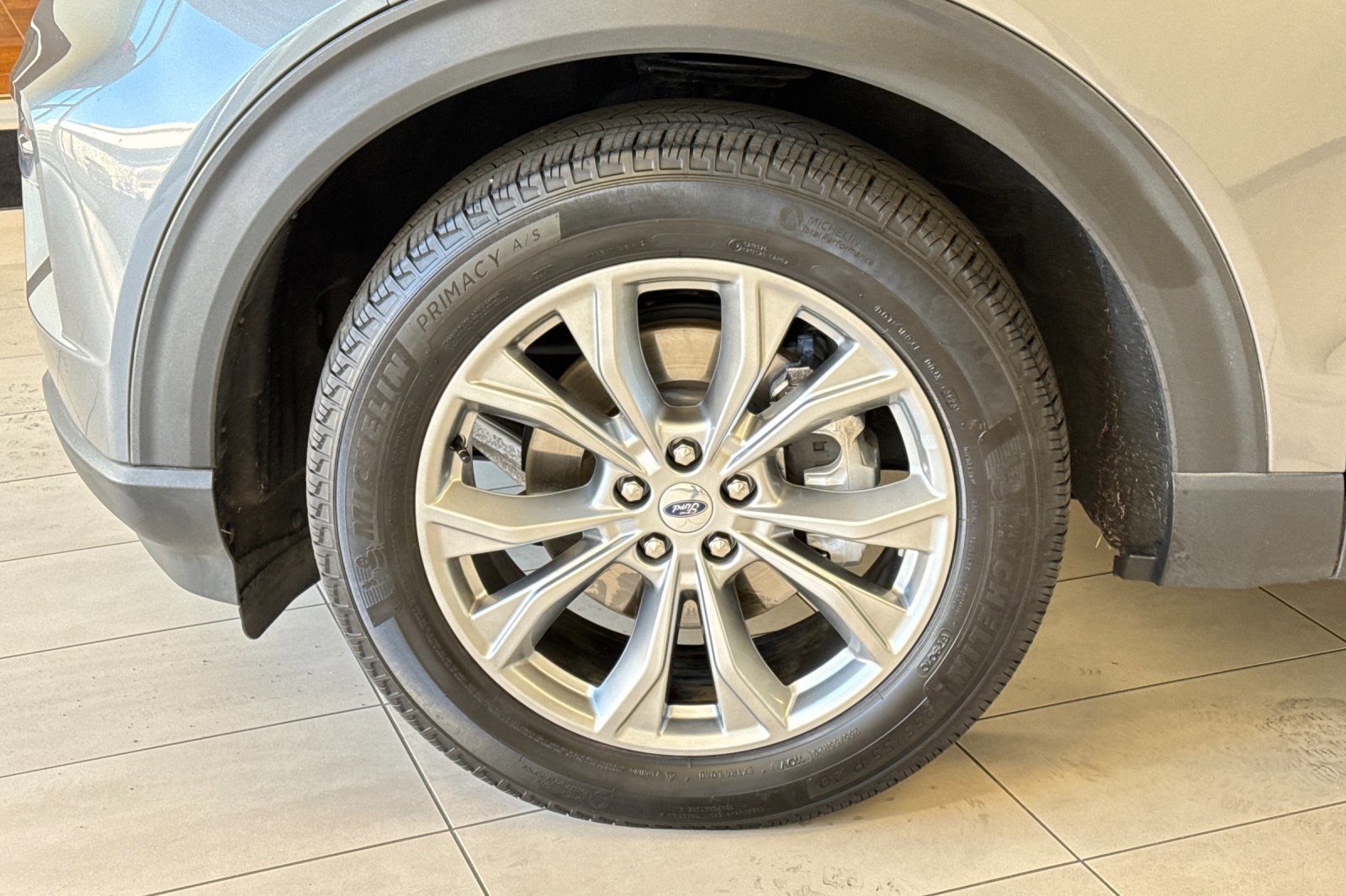 Used 2023 Ford Explorer XLT w/ Equipment Group 202A image 28