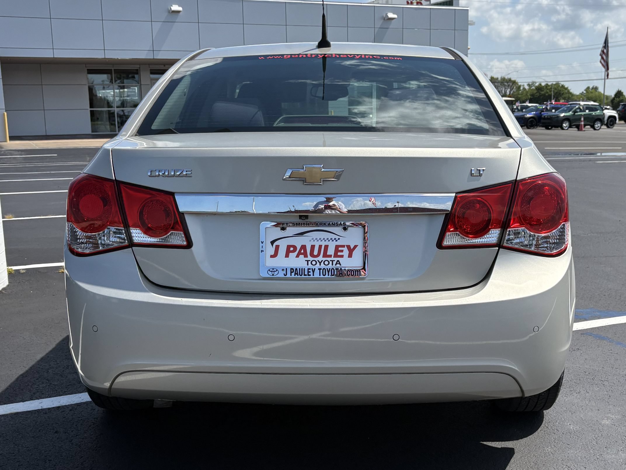 Used 2014 Chevrolet Cruze LT w/ Enhanced Safety Package FWD image 5