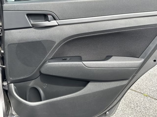 Used 2020 Hyundai Elantra Value Edition w/ Cargo Package (C1) image 16