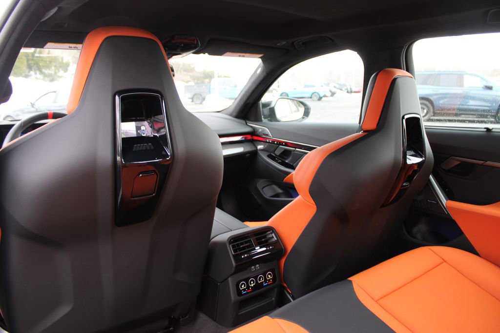 Used 2026 BMW M5 w/ Carbon Package image 17
