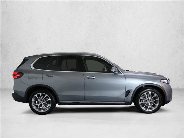 Certified 2026 BMW X5 xDrive40i image 4