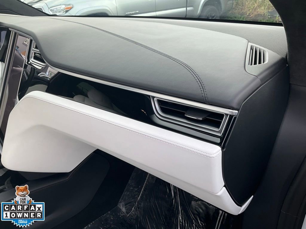 Used 2017 Tesla Model X 90D image 85