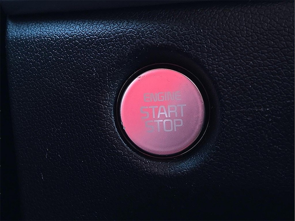 Used 2025 Kia Sorento SX image 16