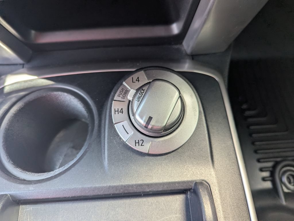 Used 2023 Toyota 4Runner SR5 AWD/4WD image 22