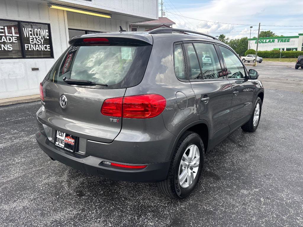 Used 2016 Volkswagen Tiguan S FWD image 8