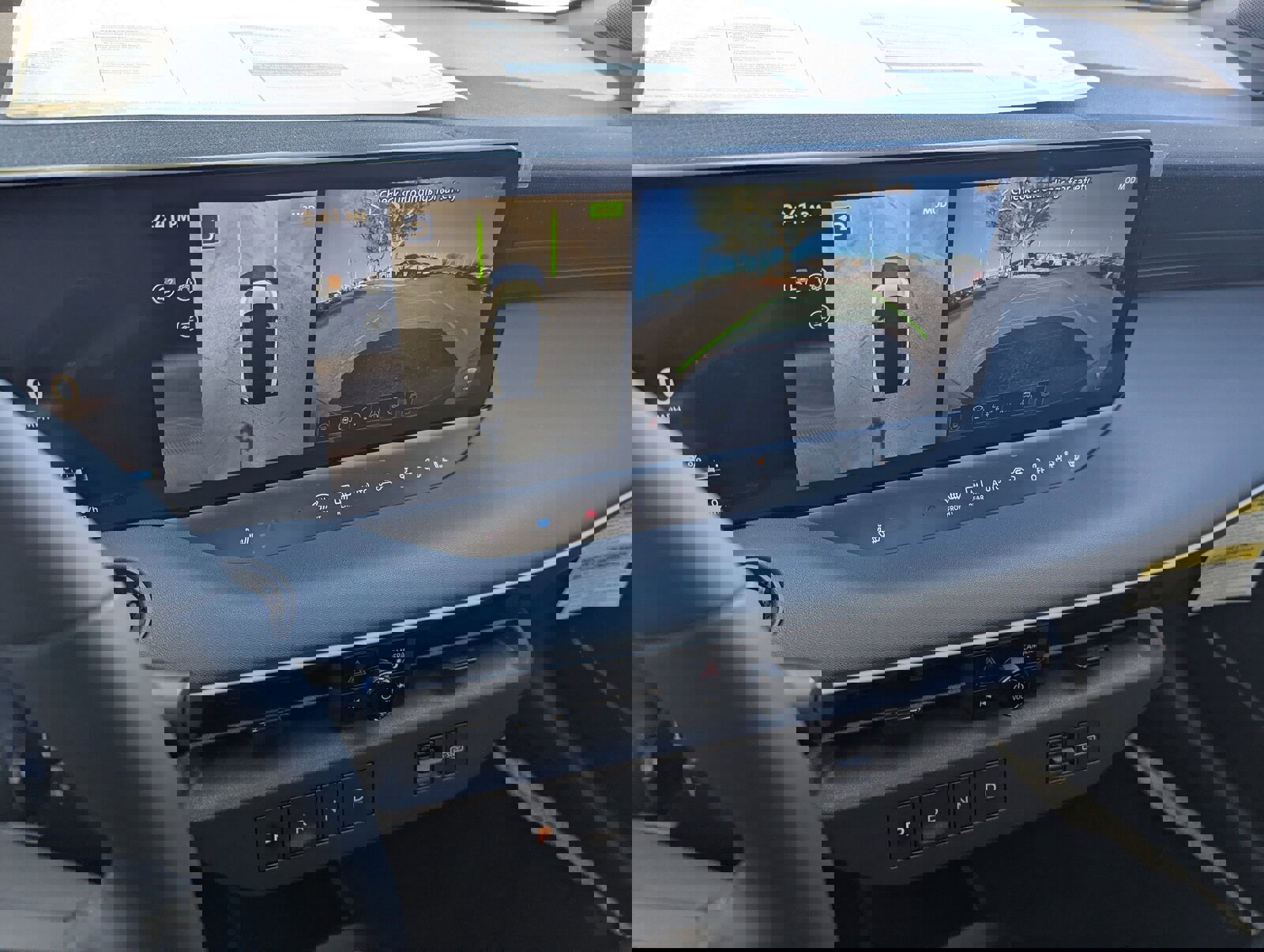 New 2026 Nissan Leaf Platinum+ w/ Cargo Package (Platinum+) image 16