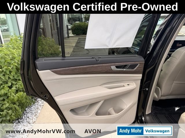 Used 2024 Volkswagen Atlas SEL Premium R-Line AWD/4WD image 21