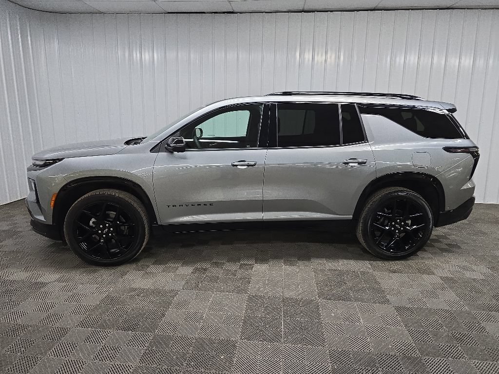 Used 2026 Chevrolet Traverse RS AWD/4WD image 5