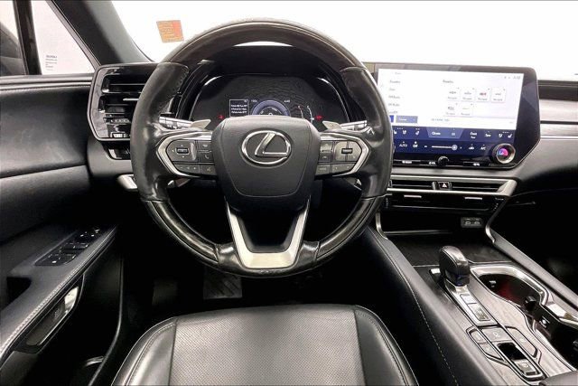 Used 2024 Lexus RX 350h w/ Convenience Package AWD/4WD image 4