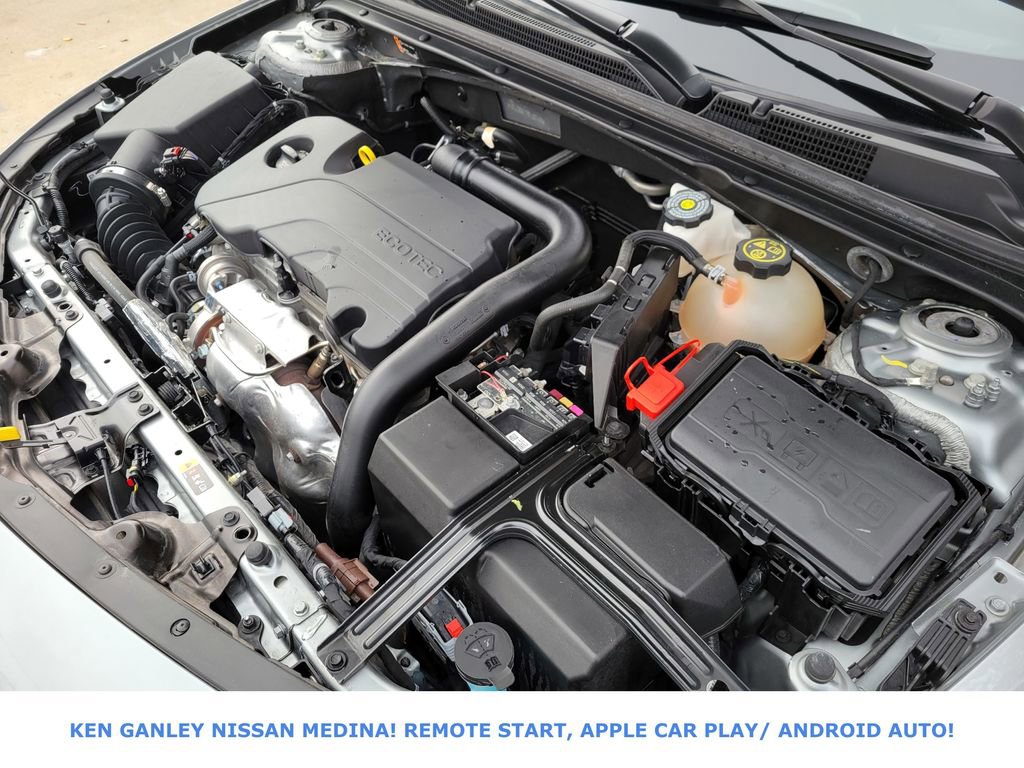 Used 2024 Chevrolet Malibu LT image 24