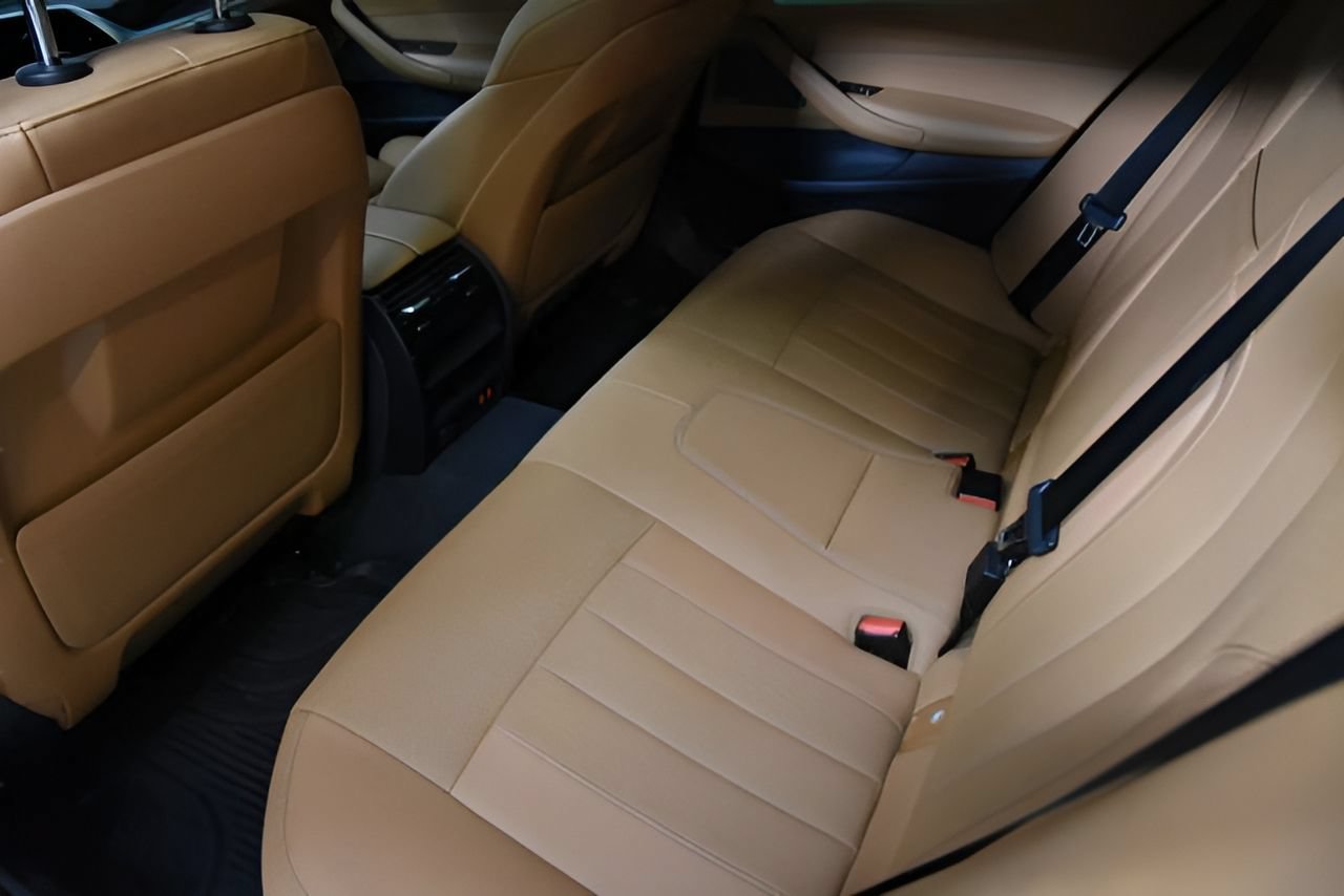 Used 2023 BMW 530i w/ M Sport Package RWD image 37