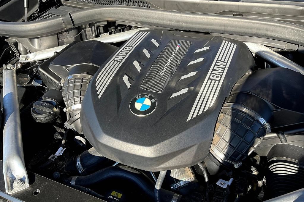 Used 2022 BMW X5 M50i w/ Executive Package AWD/4WD image 30