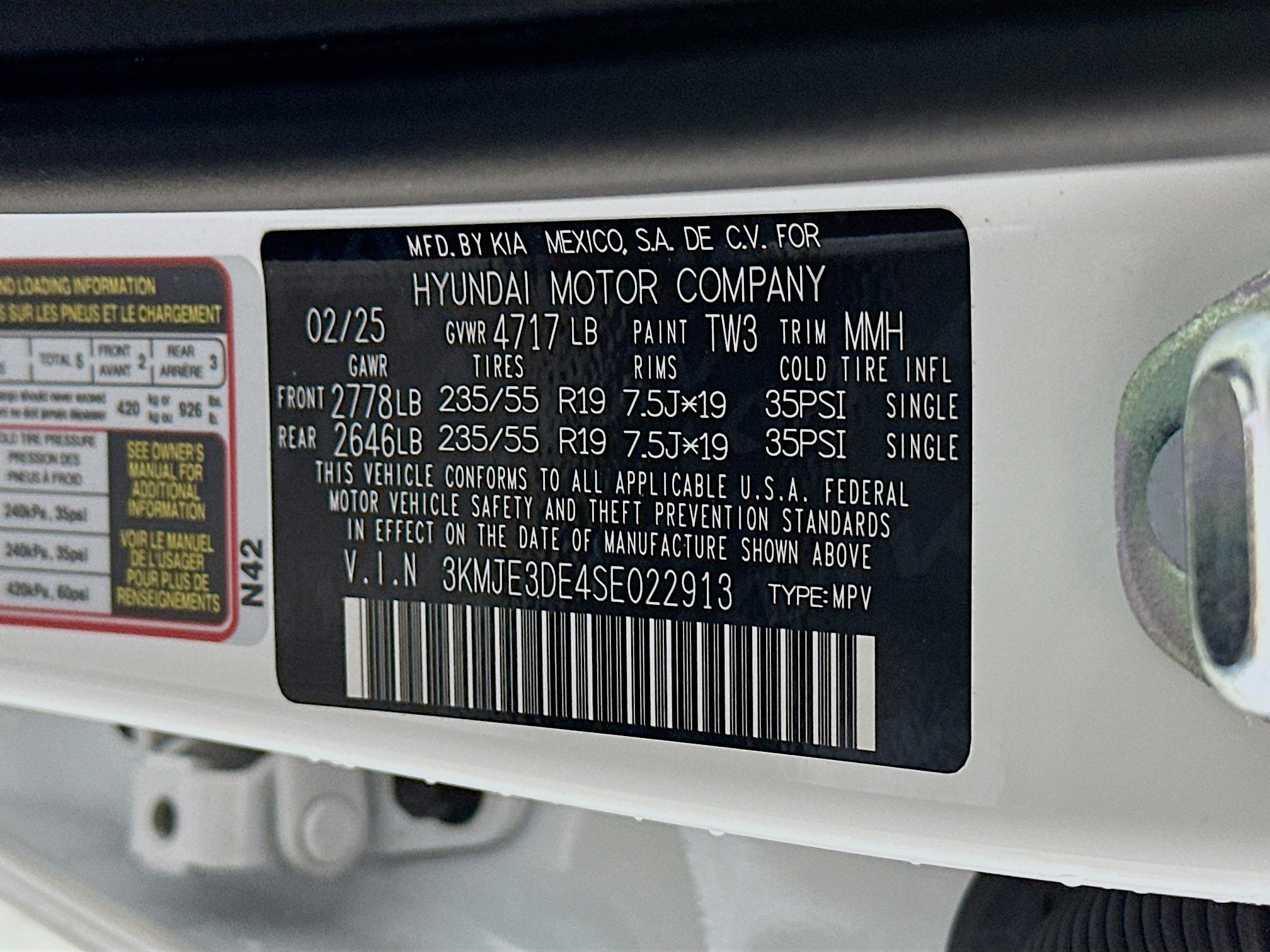 Used 2025 Hyundai Tucson Limited FWD image 12