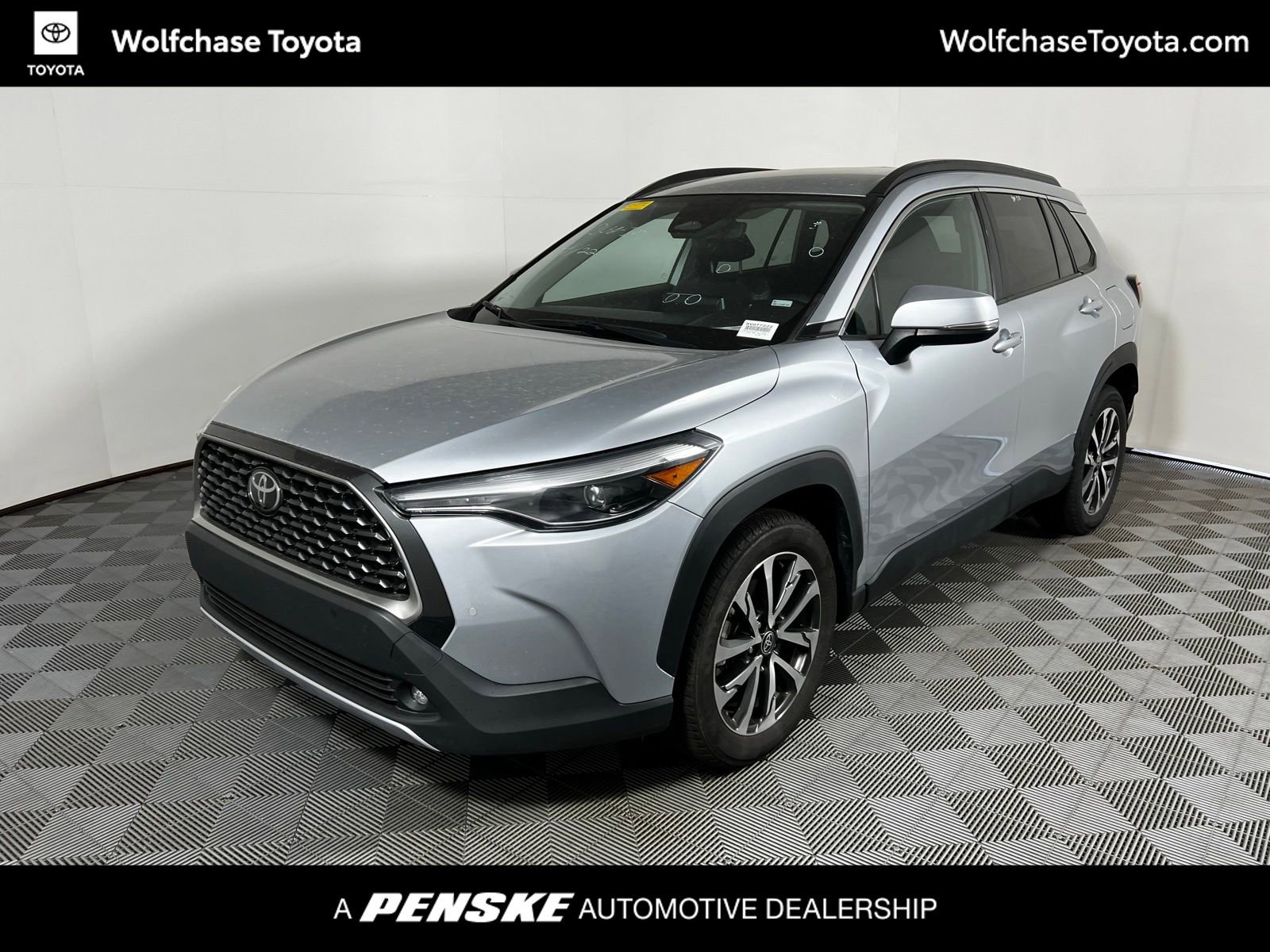 Used 2024 Toyota Corolla Cross XLE