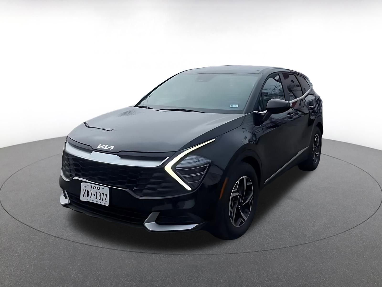 Used 2025 Kia Sportage LX FWD image 7